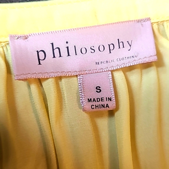 Philosophy Smocked and Rushed Blouse - Picture 7 of 11